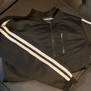 Black Active Unisex Youth 16/ XL Jacket